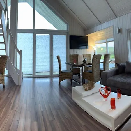 Sealect-hus-5-direkt-an-der-nordsee-nahe-st-peter-ording-mit-sauna-whirlpool-und-kamin Wesselburenerkoog