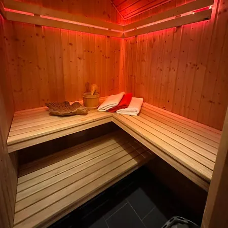 Sealect-hus-5-direkt-an-der-nordsee-nahe-st-peter-ording-mit-sauna-whirlpool-und-kamin Hébergement de vacances *