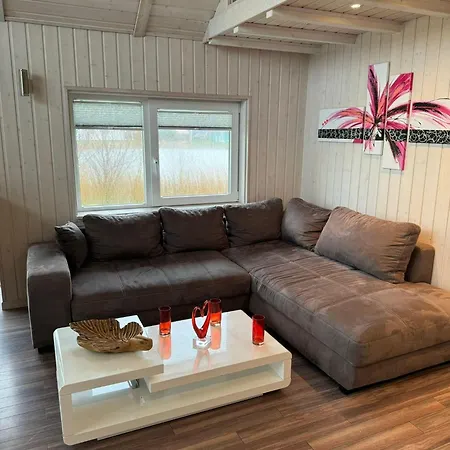 Sealect-hus-5-direkt-an-der-nordsee-nahe-st-peter-ording-mit-sauna-whirlpool-und-kamin