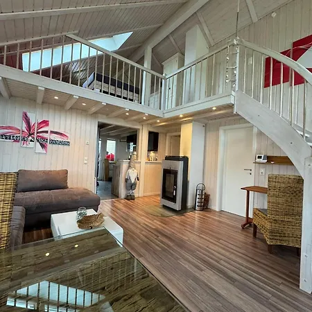 Ferienhaus Sealect-hus-5-direkt-an-der-nordsee-nahe-st-peter-ording-mit-sauna-whirlpool-und-kamin